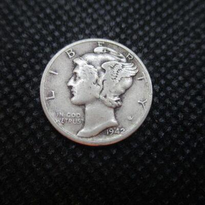 Lot 40 - 1942 Mercury Dime