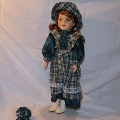 Porcelain Green Plaid 