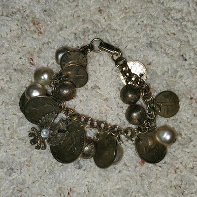 Coin Bracelet with Pearls