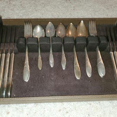 Silverware Set
