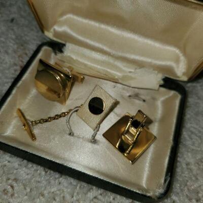 Tie Cuff Set