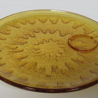 Nice Mid Century Sunburst Snack Set in Original Box, Indiana Glass Co