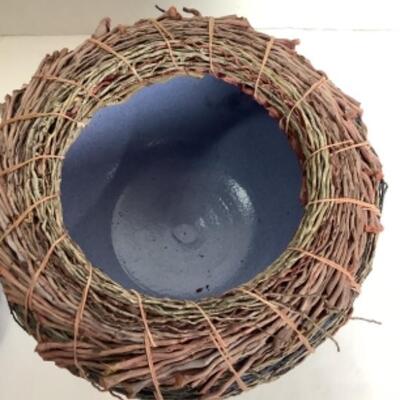 K - 101. Raku Pottery with Natural Fibers