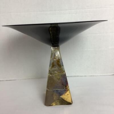 K - 107 Signed by Willsea Oâ€™Brien -Beautiful Hand Blown Glass Bowl on Gold Crackled Base 