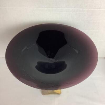 K - 107 Signed by Willsea Oâ€™Brien -Beautiful Hand Blown Glass Bowl on Gold Crackled Base 