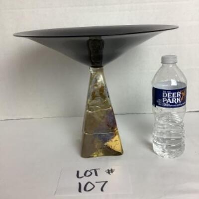 K - 107 Signed by Willsea Oâ€™Brien -Beautiful Hand Blown Glass Bowl on Gold Crackled Base 