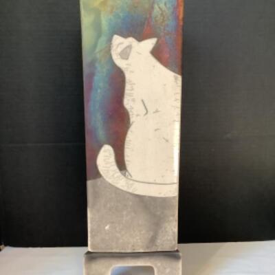 K - 110 Fun Triangle Shaped Pottery Decor ( Cat & Mouse ) 