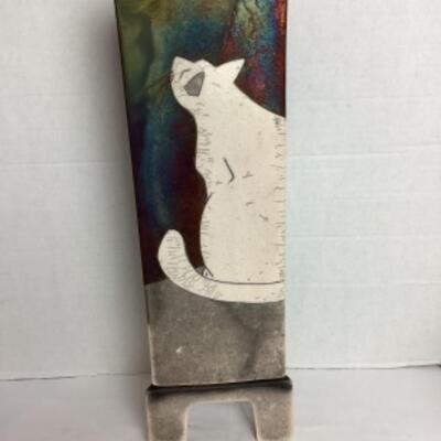 K - 110 Fun Triangle Shaped Pottery Decor ( Cat & Mouse ) 
