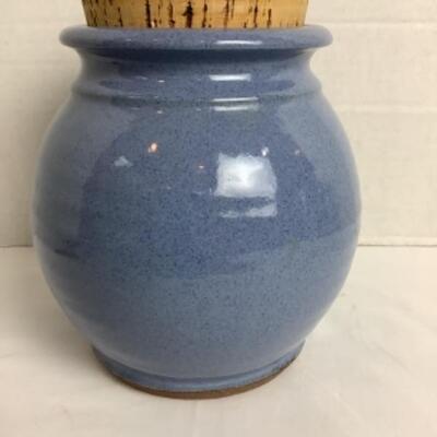 K - 123  Pottery, â€œ Pig Out â€œ Pig Cookie Jar