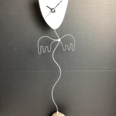 K - 125  T-Constructs design + artifacts â€œ Time Flyâ€™s â€œ Clock