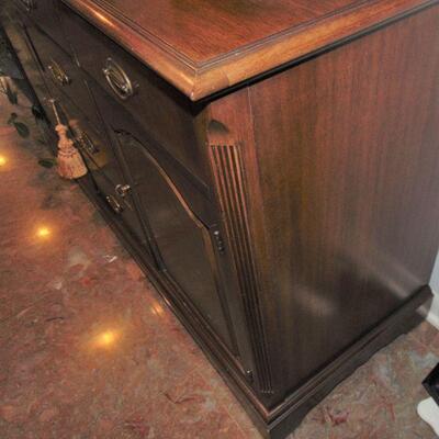 Thomasville Cherry Dining Room Buffet