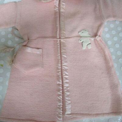 Adorable Childs Lot Vintage Flannel-like Fleecy Robe & Norcrest Baby Planter