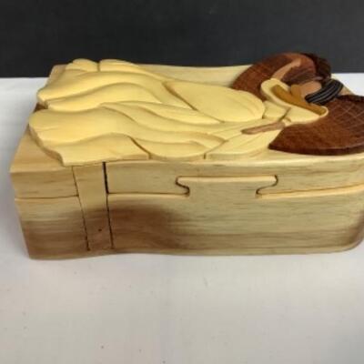 K - 139  Carver Danâ€™s Wooden Puzzle Box