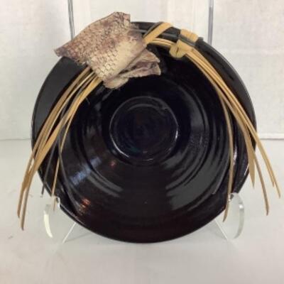 N - 145  Pottery Bowl Signed / Crafted by Susan Fox Hirschman 
