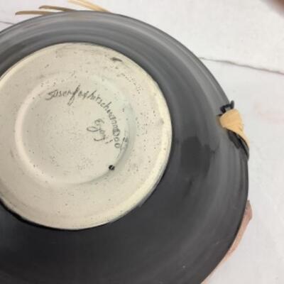 N - 145  Pottery Bowl Signed / Crafted by Susan Fox Hirschman 