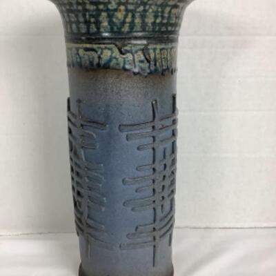 N - 167  Artisan Signed / Crafted Raku Pottery Vase