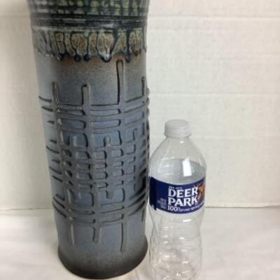 N - 167  Artisan Signed / Crafted Raku Pottery Vase