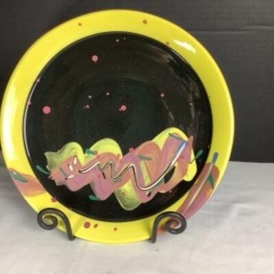 N - 194 Artisan Signed Abstract Decorative Plate 