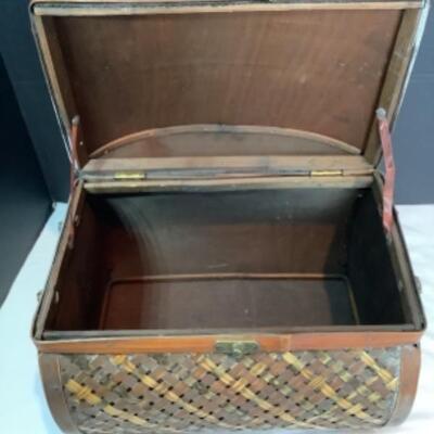 N - 200  Home Elements Basket Style Storage Box 