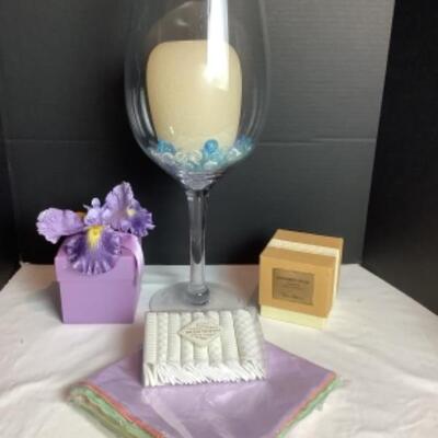 N - 233 Beautiful  Decor Items 