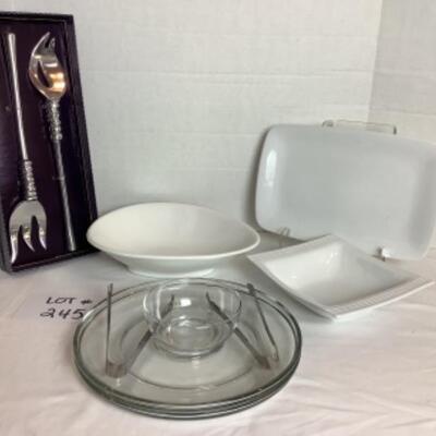 Q245 Lot of  Kitchen Housewares Entertaining 