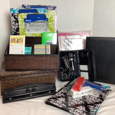 Q256 Office Supply Lot 