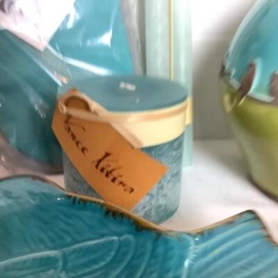 Q258 Turquoise Kitchen Decor and Serving Pieces 
