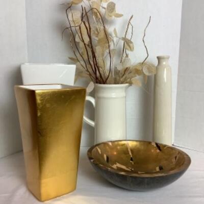 Q265 White Italian Pottery Home Decor Lot 