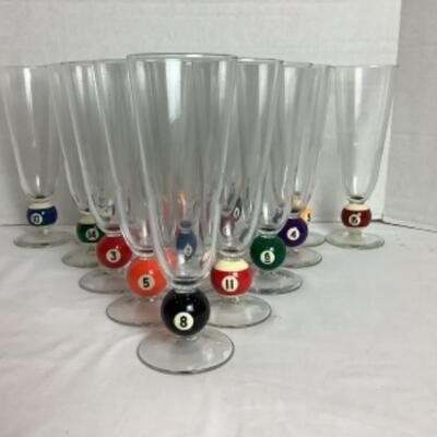 Q274 Set of 16 Billiard Pilsner Glasses 