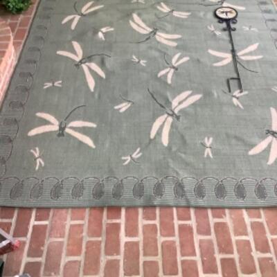 O - 279   Liora MannÃ© Dragonfly. Rug & Dragonfly Yard Art  