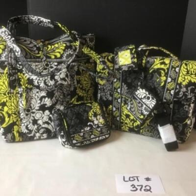 P372 Vera Bradley 5pc Baroque Lot 
