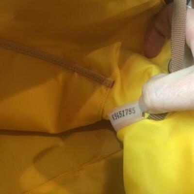 P379 New Dooney & Bourke Yellow Rose Garden Satchel 