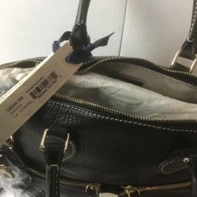 P382 New with Tag Dooney & Bourke Black Pebble Grain Leather Handbag 