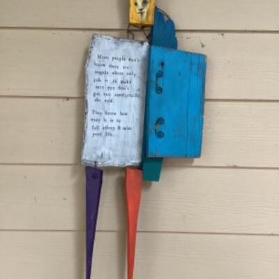 O - 292. Whimsical Wall Art 