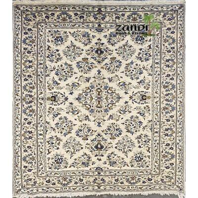 Persian Yazd Medallion design rug 9'9"x6'5" Retail $8445.9375