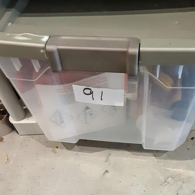 lot 90 - Painters box
