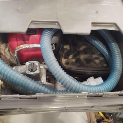 lot 93 - Assorted plumbing