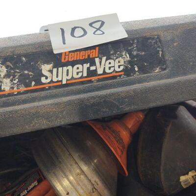 lot 108 - Super-Vee Drain/Sewer Cleaning Machine W/ 25' x 3/8" Cable