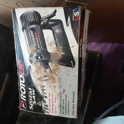 lot109 -1/3hp electric grinder,, ROTO ZIP  spiral saw, gas pilot assembly