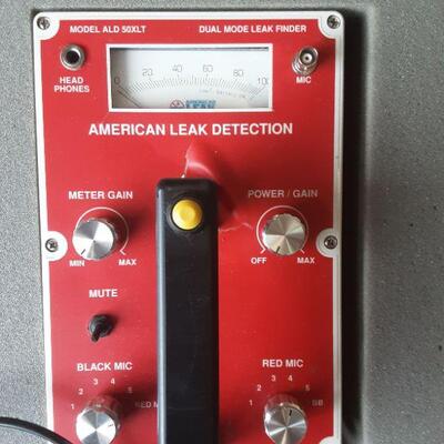 lot 115 - American Leak detection model ALD 50XLT, in silver case