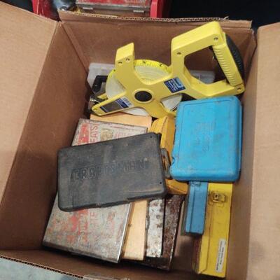 lot 129 -assorted parts, kits, tape measure, organizer/contents, removable seats, Craftsman, Creed, O-rings, etc.