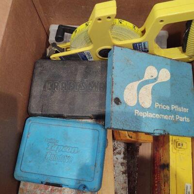 lot 129 -assorted parts, kits, tape measure, organizer/contents, removable seats, Craftsman, Creed, O-rings, etc.
