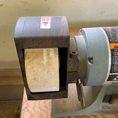 807- Delta Sharpening Center Model: 23-710