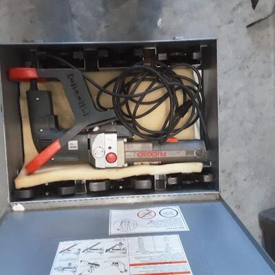 lot  144 - RIdgid ProPress System CT400 Crimping Tool/jaws in metal carry case