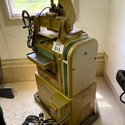 813-Powermatic Houdaille Wood Planer Model: 100