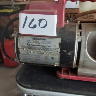 lot 160 Robinair VacuMaster high performance vacum pump
