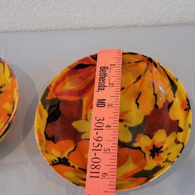 Lot 9: Vintage Mid Century Modern Fiberglass Salad Bowls