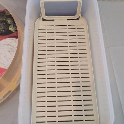 Lot 13: Vintage Tupperware & Servette Tray
