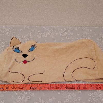 Lot 19: Vintage Handmade Large Toaster or Breadbox Cover