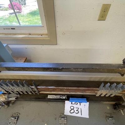 831-Leigh Industries LTD Dovetail Jig Model: 1258R-24